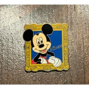 Disney‎ Mickey Mouse Gold Frame Signature Walt Disney World Blue Trading Pin